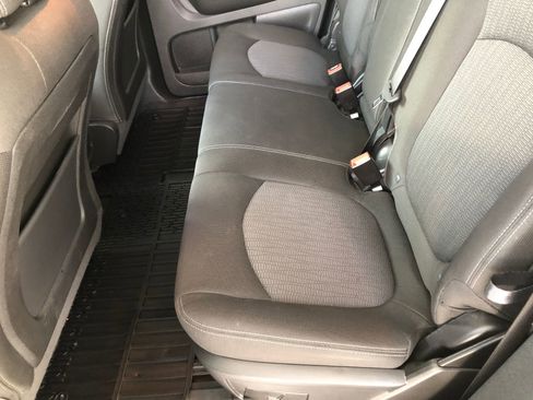 Used 2017 Chevrolet Traverse LT w/ LPO, 'HIT The Road' Package AWD/4WD image 14