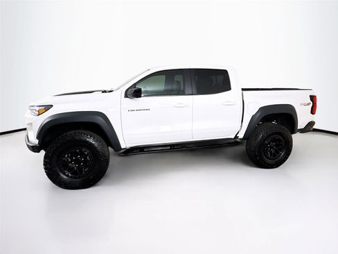 Used 2024 Chevrolet Colorado ZR2 w/ ZR2 Bison Edition image 4
