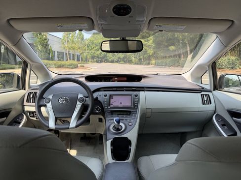 Used 2010 Toyota Prius FWD image 19