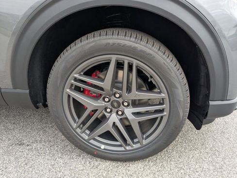 New 2026 Ford Explorer ST-Line image 4