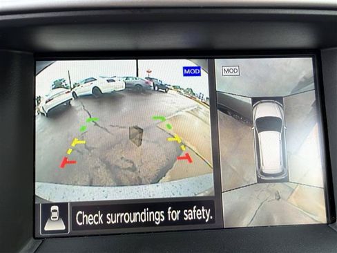 Used 2020 Nissan Pathfinder SL AWD/4WD image 12