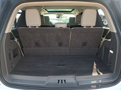 Used 2018 Ford Expedition Limited w/ Equipment Group 301A AWD/4WD image 33