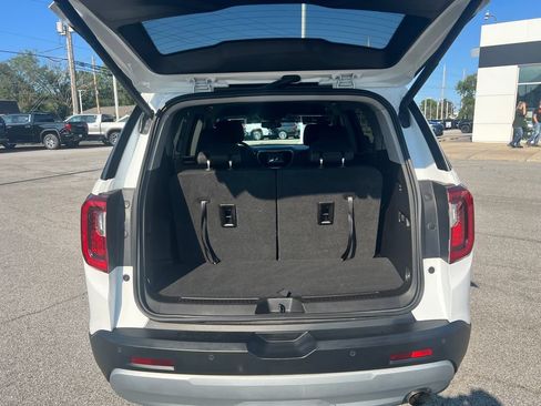 Used 2021 GMC Acadia SLE w/ Driver Convenience Package FWD image 34
