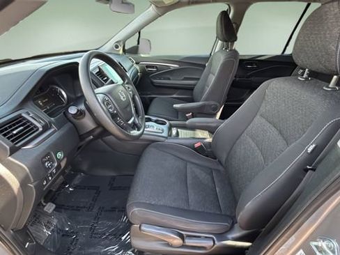 Used 2022 Honda Ridgeline Sport image 18