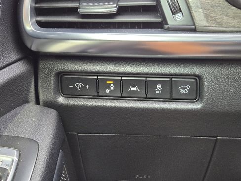 Used 2022 Kia Telluride SX w/ SX Prestige Package image 24