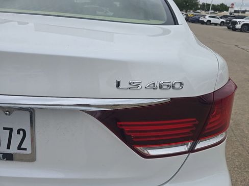 Used 2013 Lexus LS 460 w/ Comfort Pkg image 5