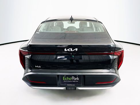 Used 2025 Kia K4 LXS image 7