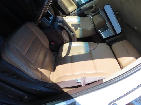 Used 2018 GMC Sierra 3500 Denali w/ Duramax Plus Package image 34