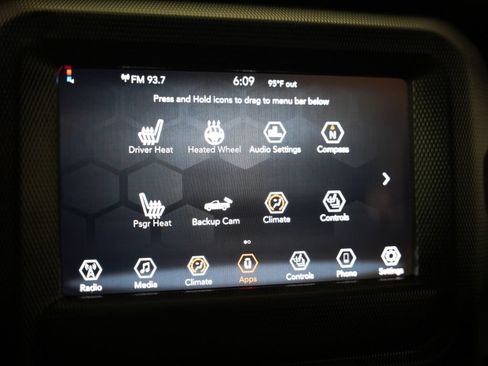 Used 2023 Jeep Gladiator Sport AWD/4WD image 21