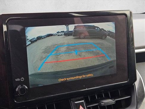 Used 2023 Toyota Corolla LE FWD image 15