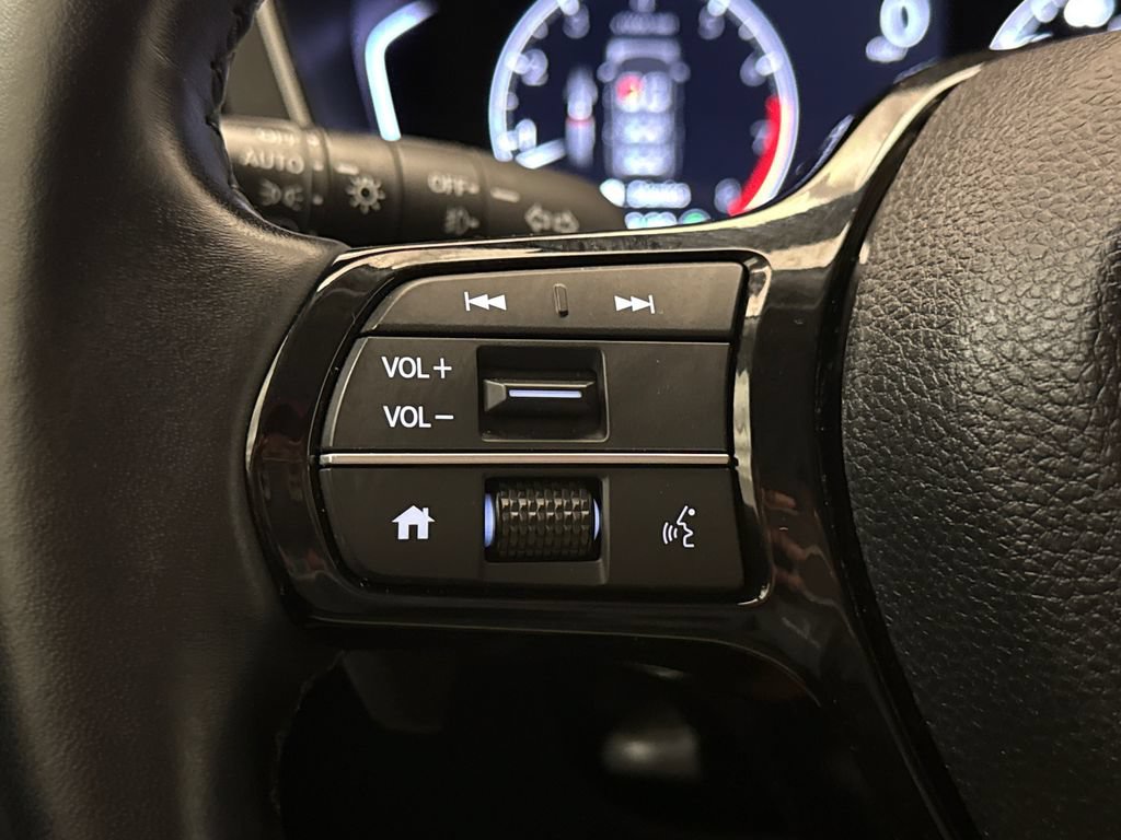 Certified 2025 Honda Pilot EX-L image 32
