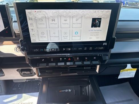 New 2025 GMC Hummer EV 3X w/ Extreme Off-Road Package image 15