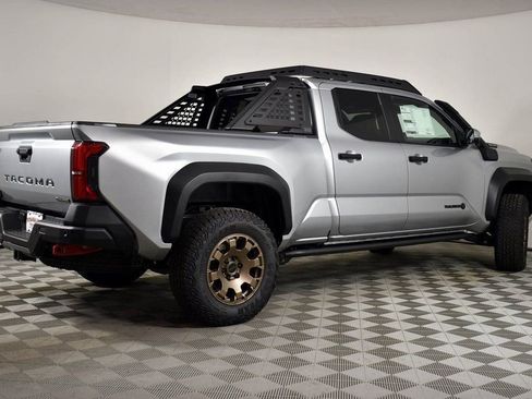 New 2025 Toyota Tacoma 4x4 Double Cab Hybrid image 4