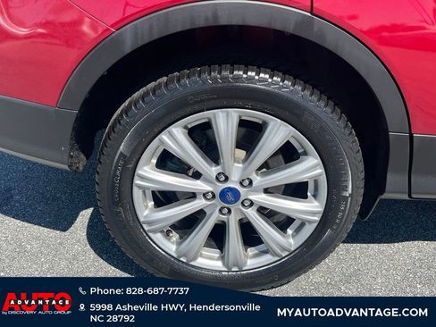 Used 2017 Ford Escape Titanium AWD/4WD image 30