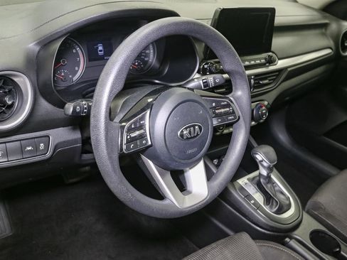 Used 2019 Kia Forte LXS image 22