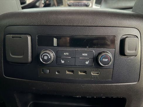 Used 2019 GMC Yukon XL Denali w/ Open Road Package image 20