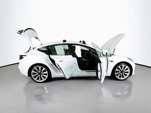 Used 2019 Tesla Model 3 Performance image 32