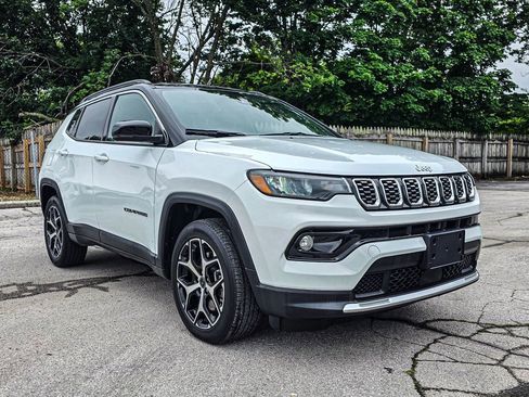 Used 2025 Jeep Compass Limited AWD/4WD image 1