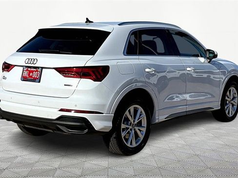 Certified 2025 Audi Q3 2.0T Premium Plus w/ Premium Plus Package image 2