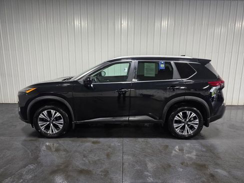 Used 2022 Nissan Rogue SV w/ SV Premium Package AWD/4WD image 4