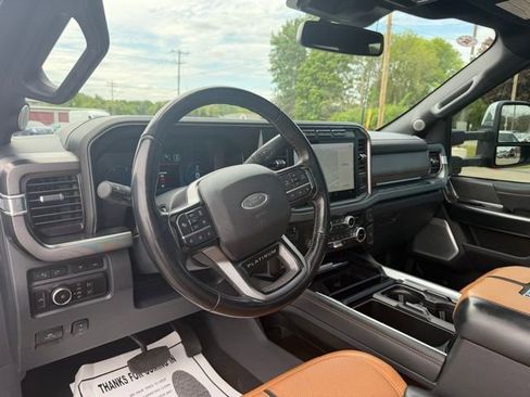 Used 2023 Ford F250 Platinum AWD/4WD image 20