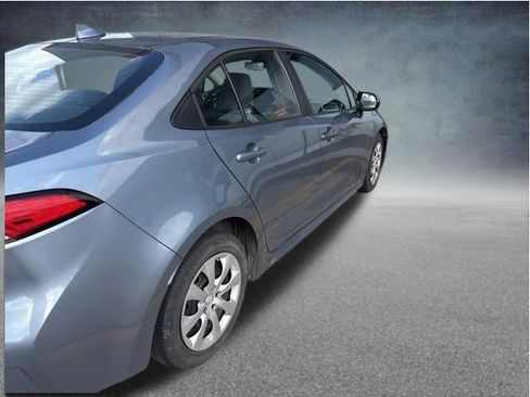 Used 2023 Toyota Corolla LE FWD image 8