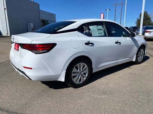New 2025 Nissan Sentra S image 5