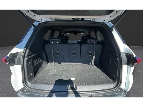 Used 2026 Buick Enclave Preferred AWD/4WD image 22