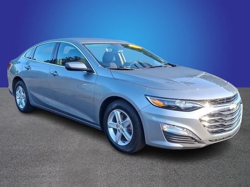 Used 2024 Chevrolet Malibu LT FWD image 3