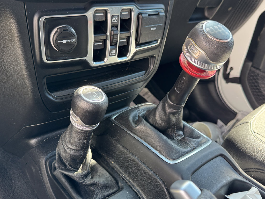 Used 2020 Jeep Wrangler Unlimited Sport AWD/4WD image 11
