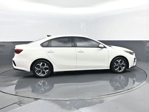 Used 2021 Kia Forte LXS image 4