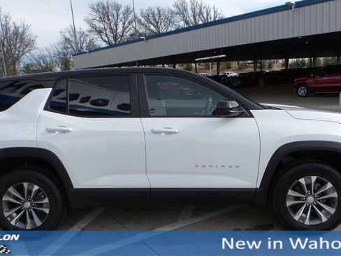 New 2026 Chevrolet Equinox LT image 6