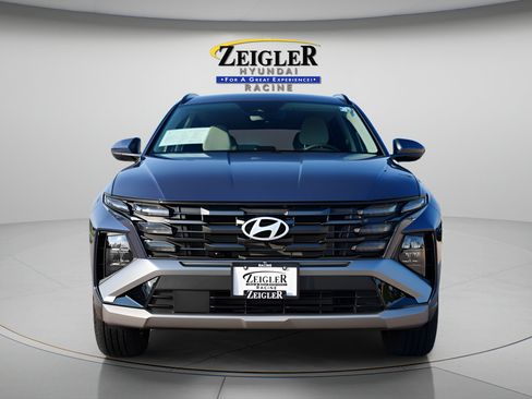 Certified 2026 Hyundai Tucson SEL Plus AWD/4WD image 2