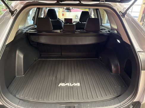 Used 2024 Toyota RAV4 LE image 21