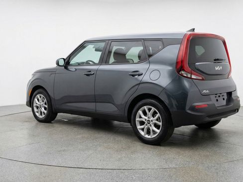 Used 2025 Kia Soul LX w/ LX Technology Package FWD image 6