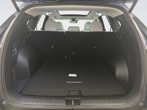Used 2025 Hyundai Tucson Limited image 23