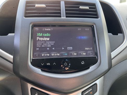 Used 2016 Chevrolet Sonic LT image 23