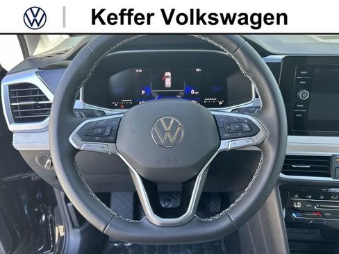New 2026 Volkswagen Taos SE FWD image 16