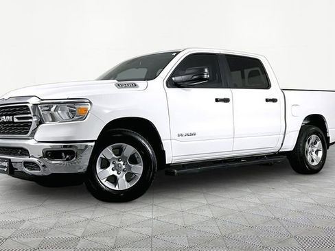 Used 2023 RAM 1500 Lone Star AWD/4WD image 1