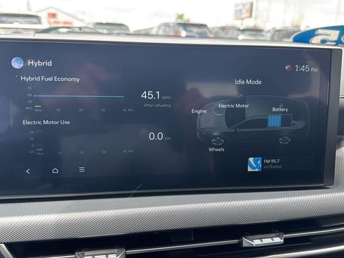 Used 2025 Hyundai Sonata SEL FWD image 32