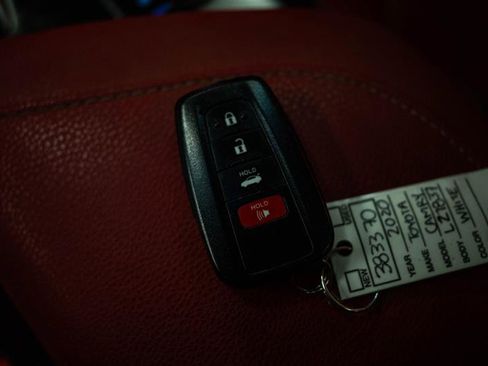 Used 2020 Toyota Camry XSE image 24