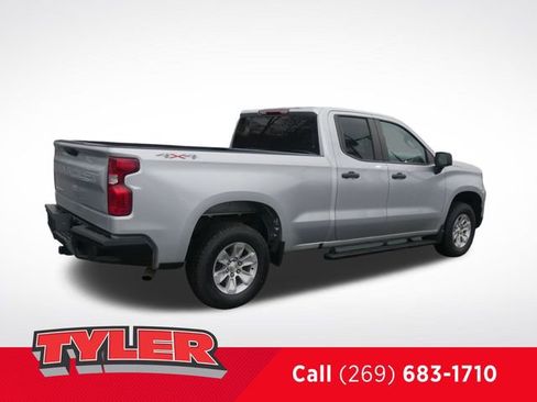 Used 2022 Chevrolet Silverado 1500 W/T w/ Trailering Package image 8