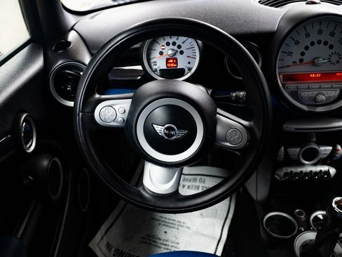 Used 2009 MINI Cooper John Cooper Works image 11