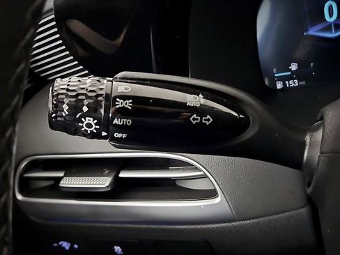 Used 2023 Hyundai Palisade Calligraphy image 24