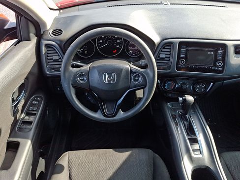 Used 2016 Honda HR-V LX image 12