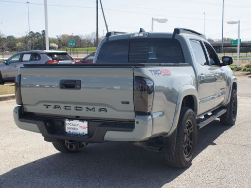 Used 2023 Toyota Tacoma TRD Sport w/ TRD Premium Sport Package image 21