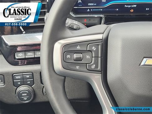 Used 2025 Chevrolet Silverado 2500 LTZ w/ LTZ Premium Package image 26