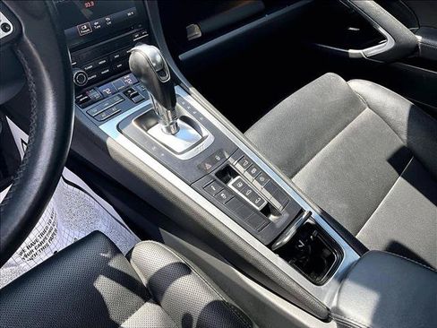 Used 2018 Porsche 911 Carrera S RWD image 15