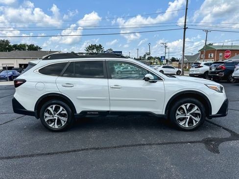 Used 2021 Subaru Outback Limited XT w/ Popular Package #2 AWD/4WD image 9