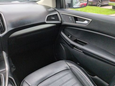 Certified 2018 Ford Edge SEL w/ Equipment Group 201A FWD image 18